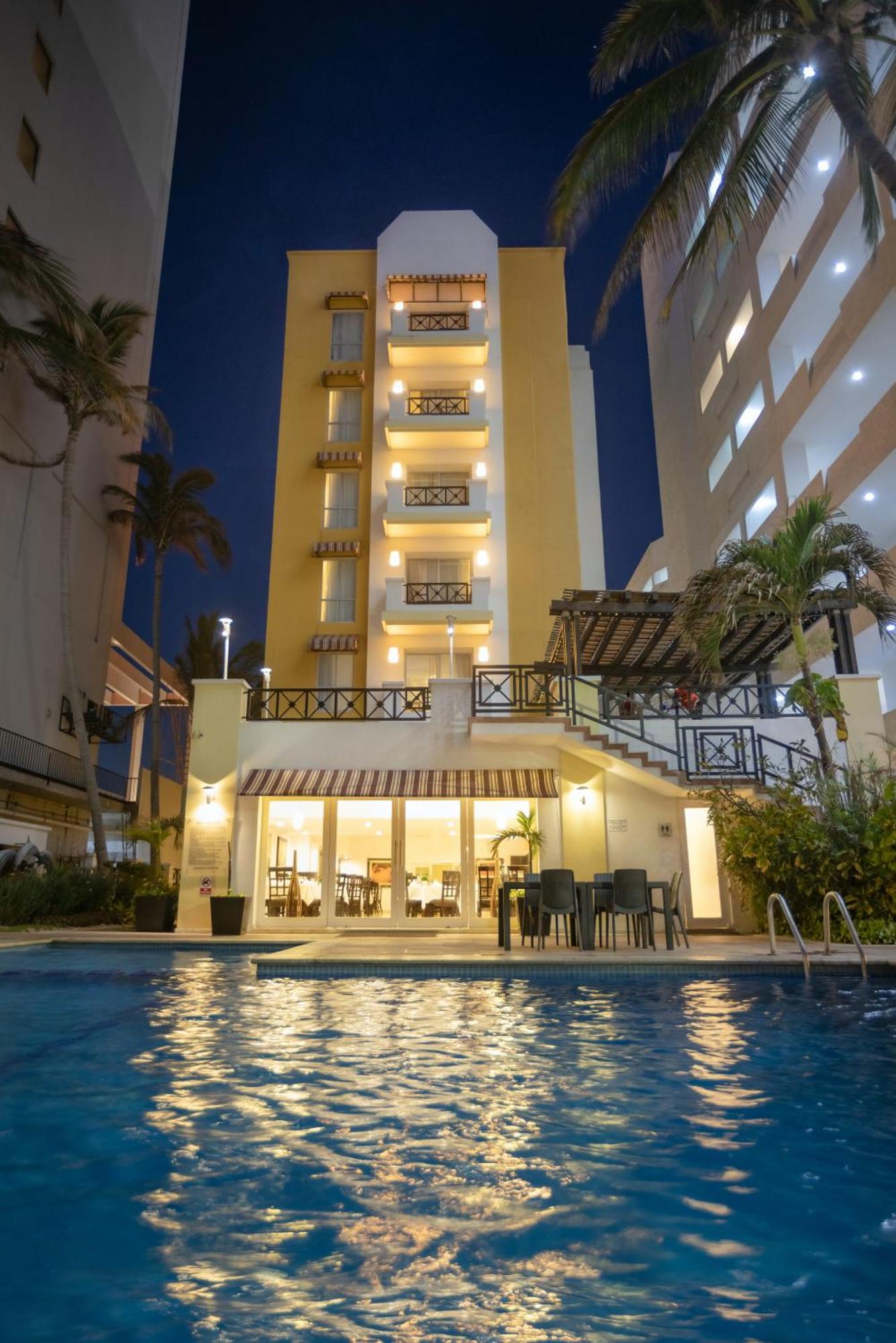 מזטלן Best Western Hotel Posada Freeman Zona Dorada מראה חיצוני תמונה