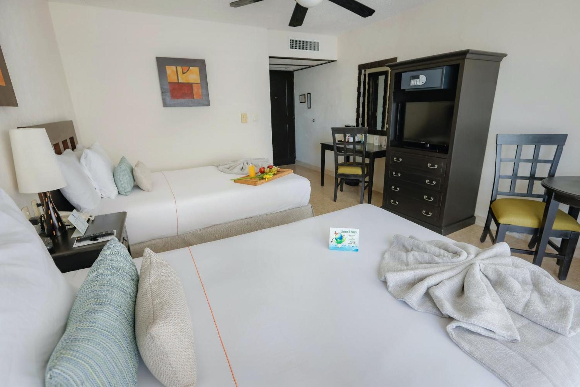 מזטלן Best Western Hotel Posada Freeman Zona Dorada מראה חיצוני תמונה