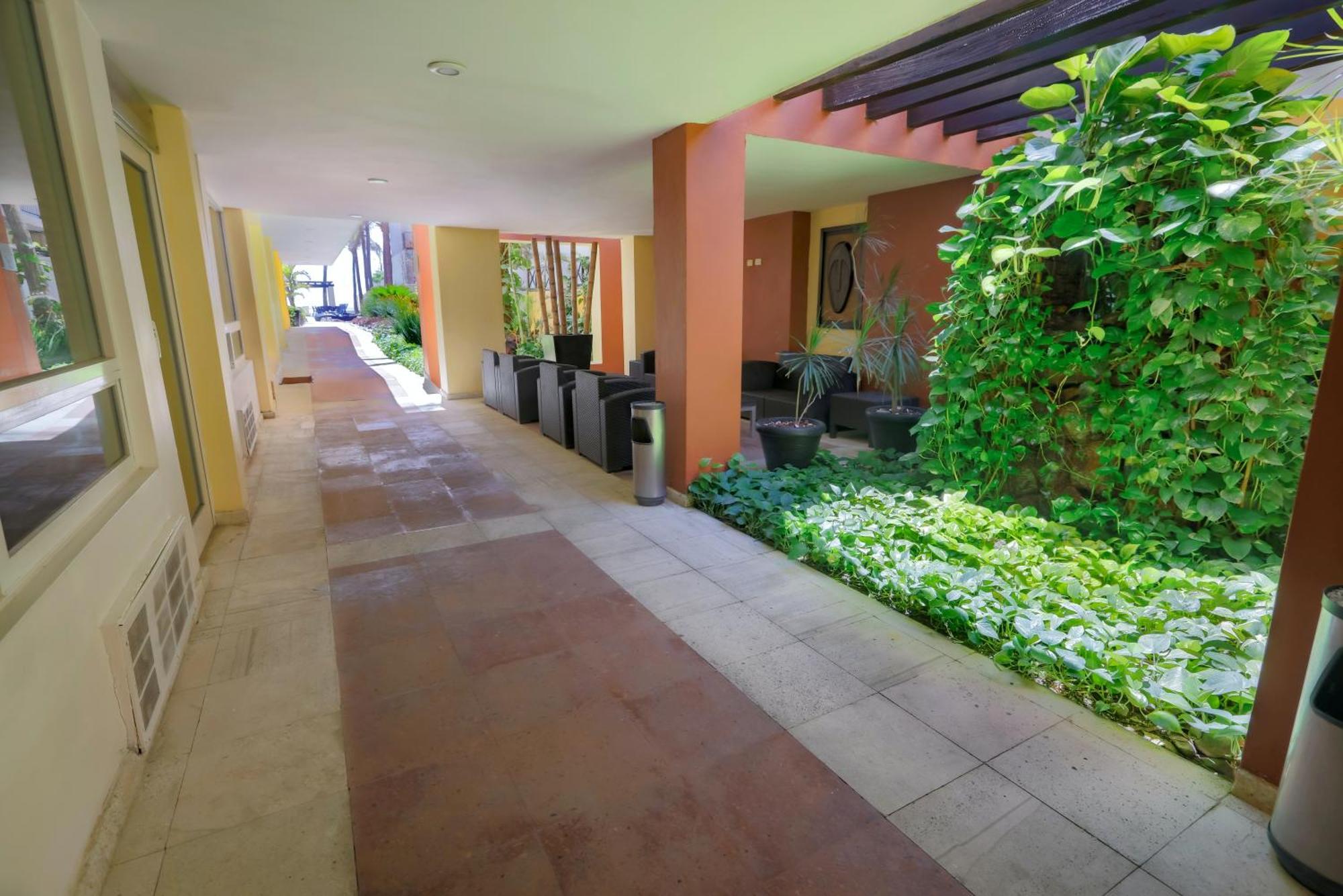 מזטלן Best Western Hotel Posada Freeman Zona Dorada מראה חיצוני תמונה