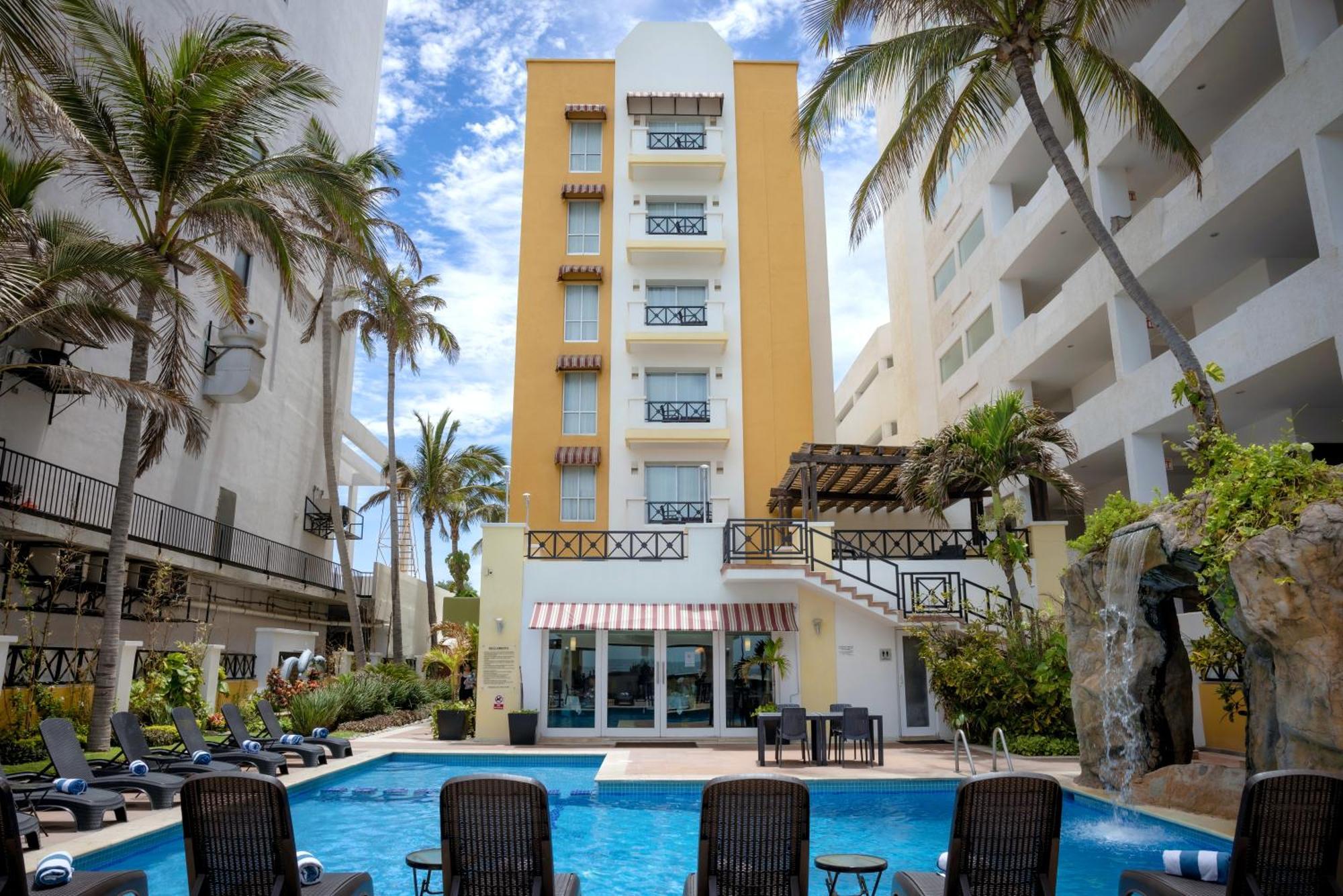 מזטלן Best Western Hotel Posada Freeman Zona Dorada מראה חיצוני תמונה