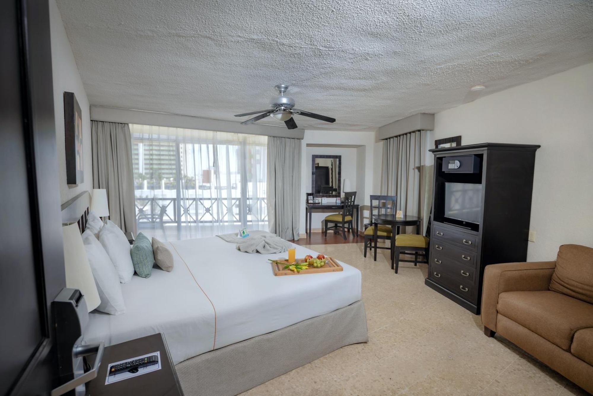 מזטלן Best Western Hotel Posada Freeman Zona Dorada מראה חיצוני תמונה