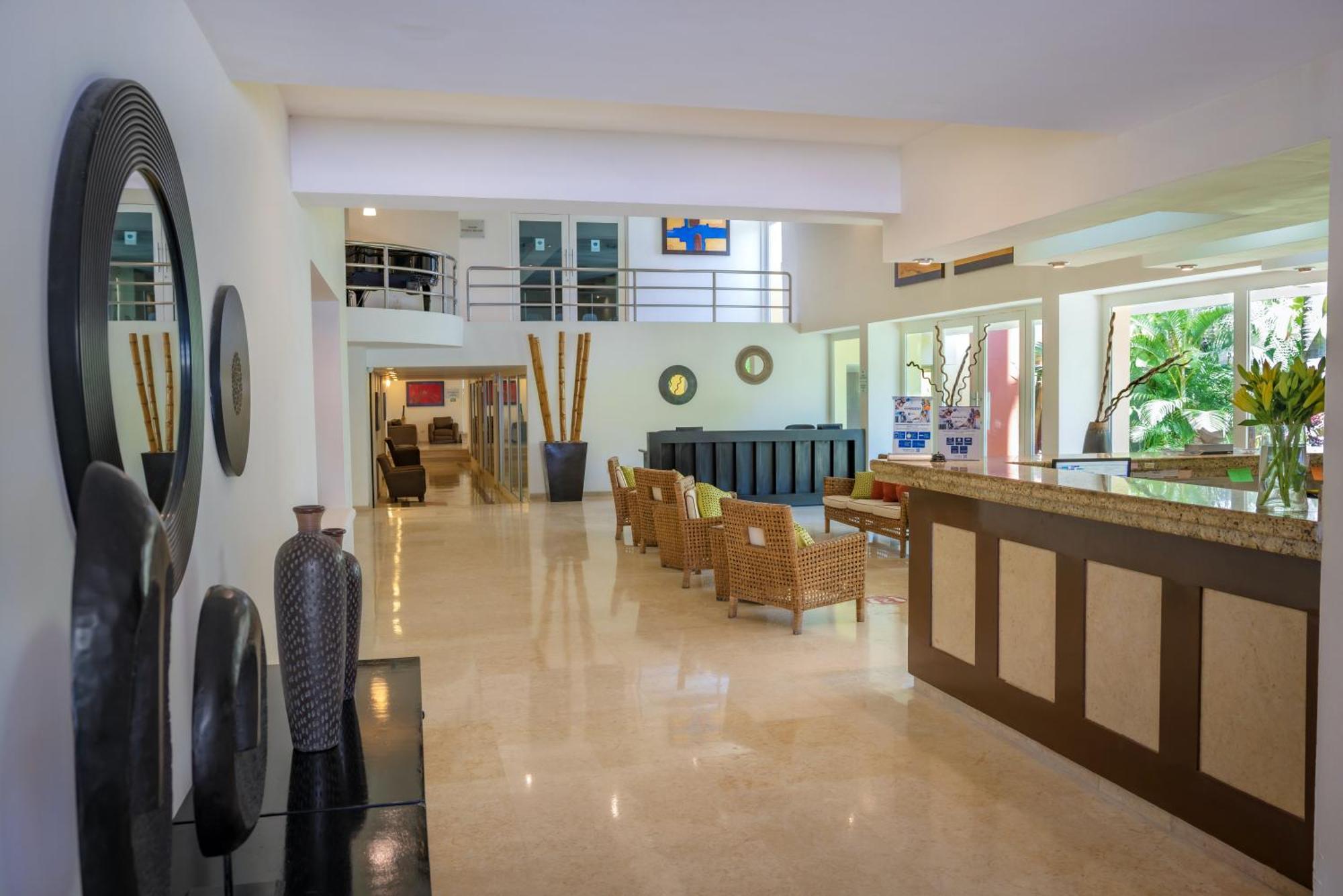 מזטלן Best Western Hotel Posada Freeman Zona Dorada מראה חיצוני תמונה