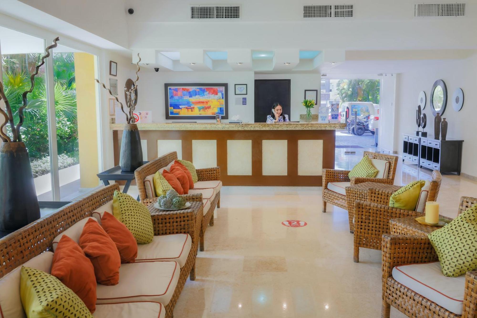 מזטלן Best Western Hotel Posada Freeman Zona Dorada מראה חיצוני תמונה