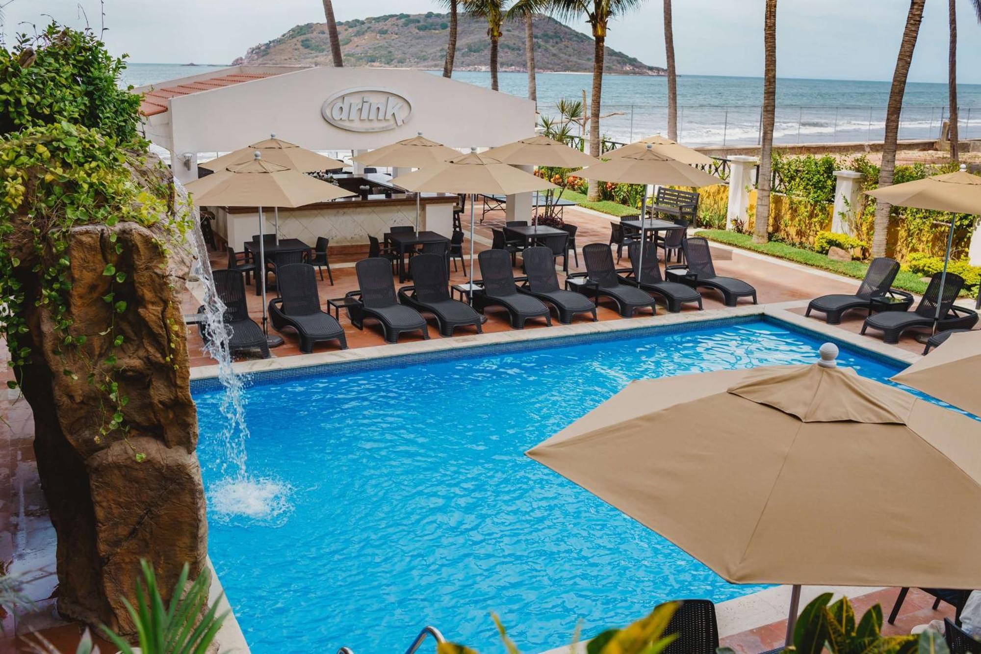 מזטלן Best Western Hotel Posada Freeman Zona Dorada מראה חיצוני תמונה