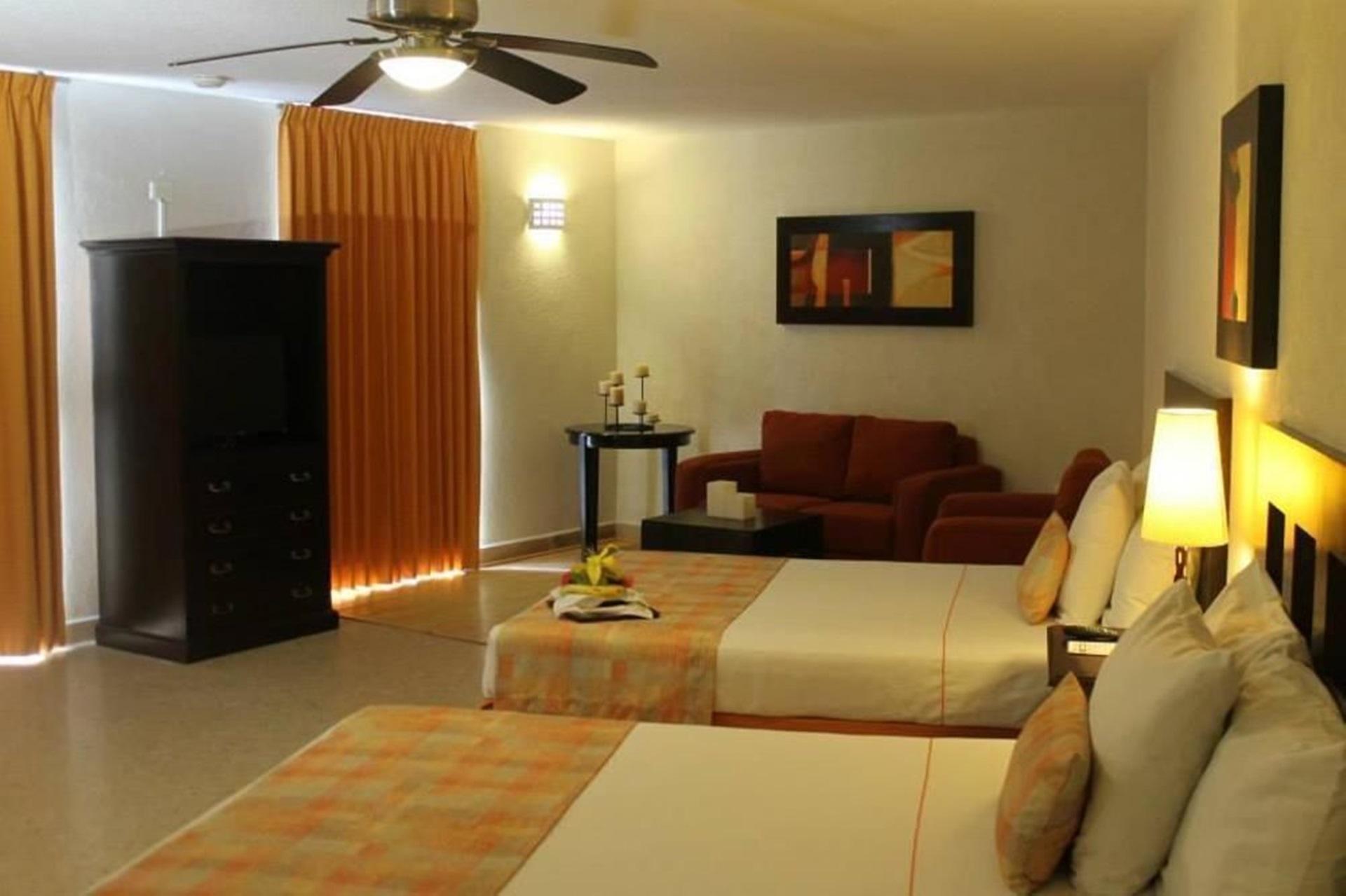 מזטלן Best Western Hotel Posada Freeman Zona Dorada מראה חיצוני תמונה