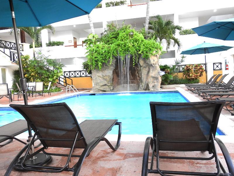 מזטלן Best Western Hotel Posada Freeman Zona Dorada מראה חיצוני תמונה